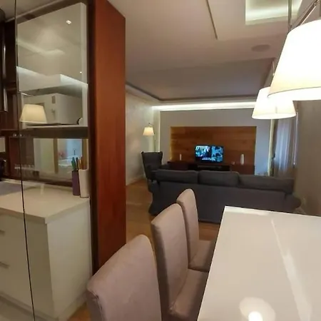 Apartment Center Lux 2 *