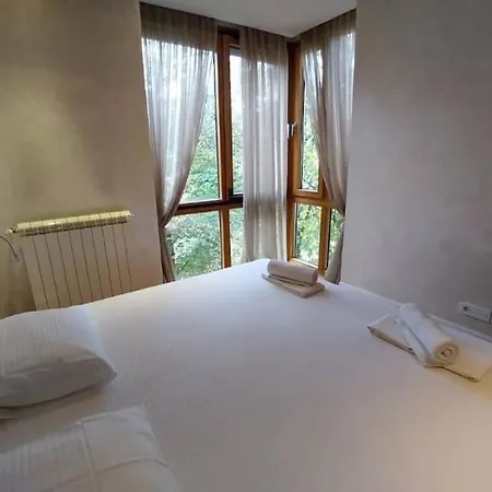 Center Lux 2 Apartment *